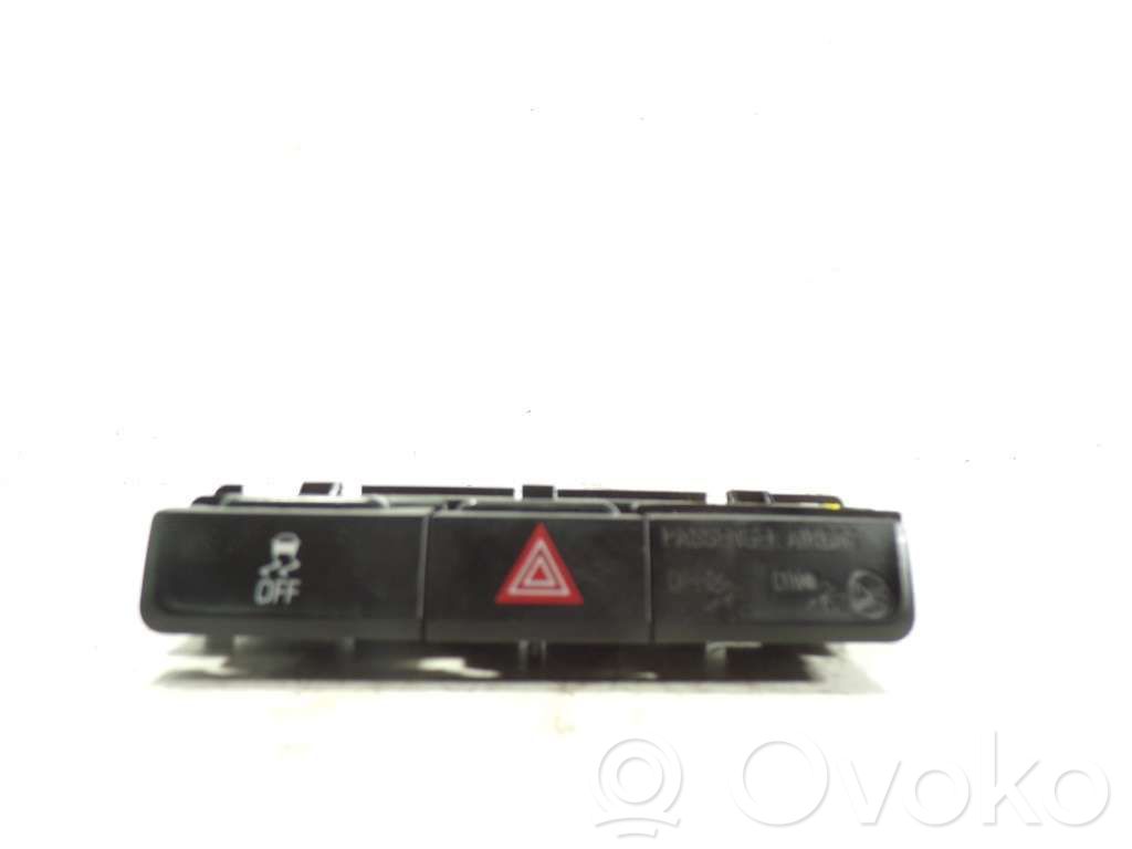 Botón interruptor de luz de peligro   95016183