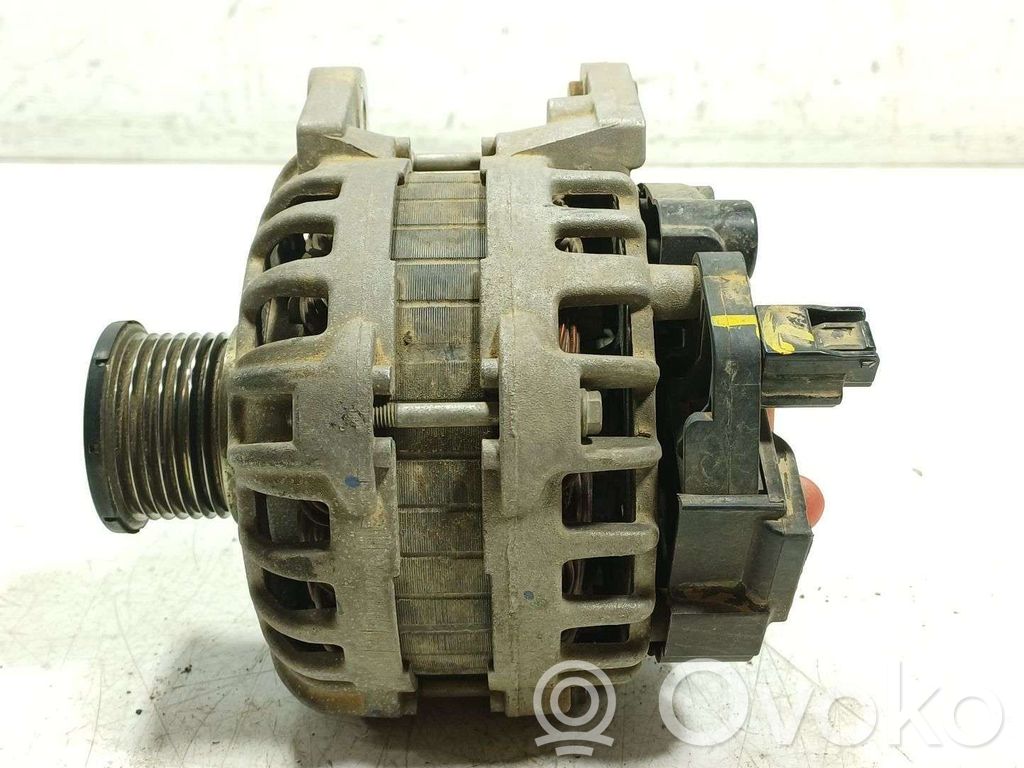 Dacia Sandero II Lichtmaschine