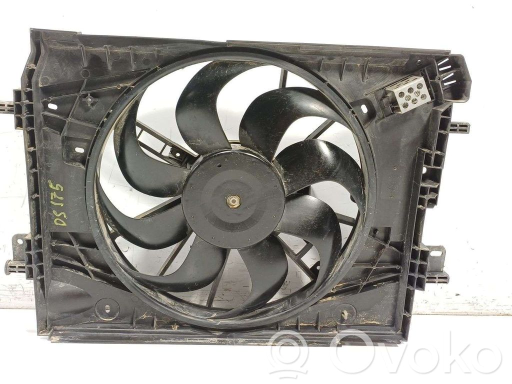 Dacia Sandero II Jäähdyttimen jäähdytinpuhallin 