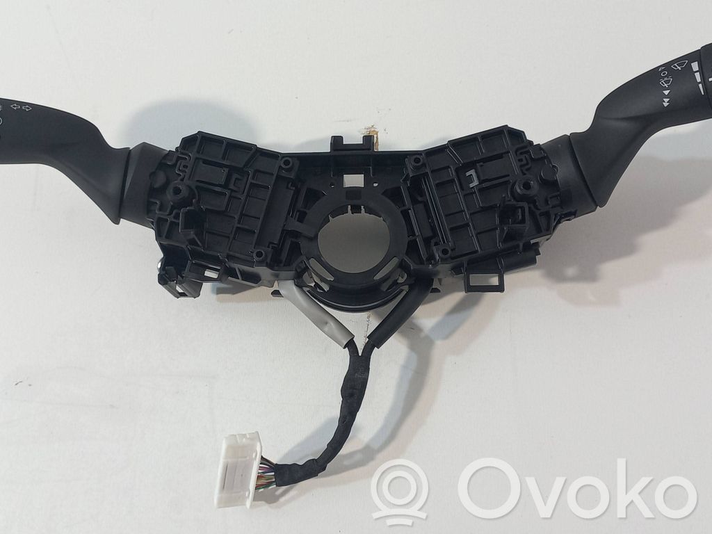 Toyota Aygo X Indicator stalk 
