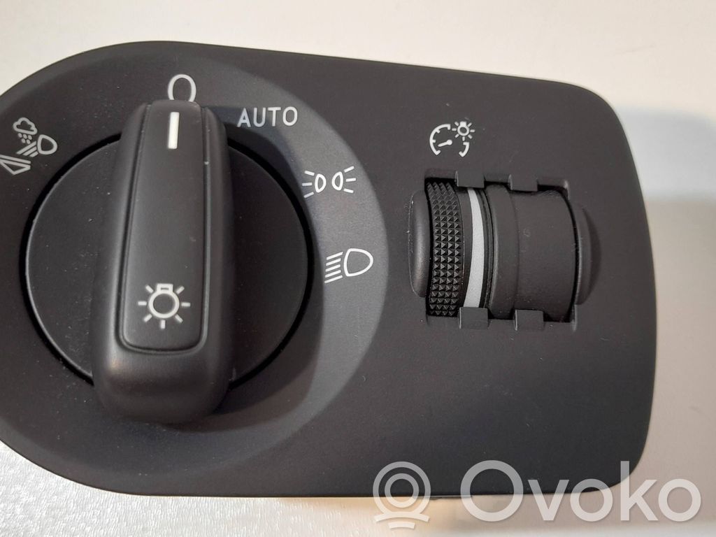 Audi Q3 8U Interrupteur d’éclairage 