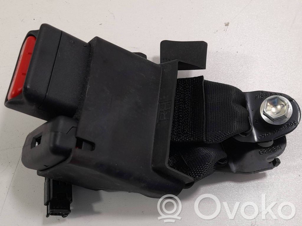 Toyota Yaris XP210 Rear seatbelt buckle 