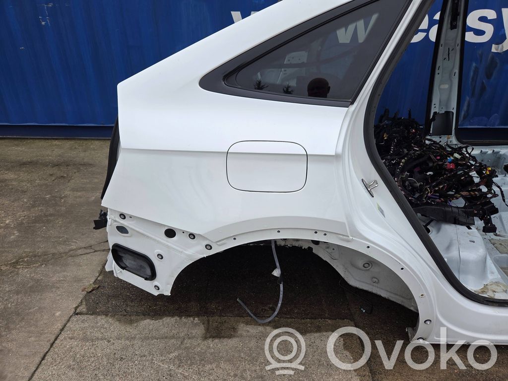 Panel lateral trasero   00000088