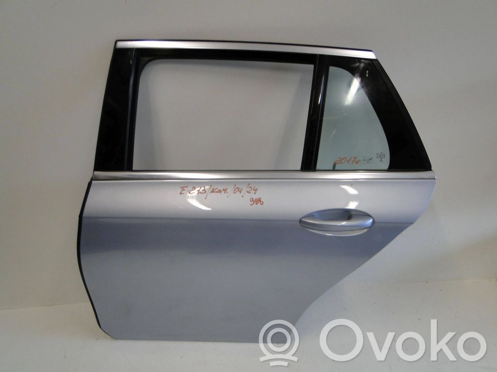 Puerta trasera   A2137300305