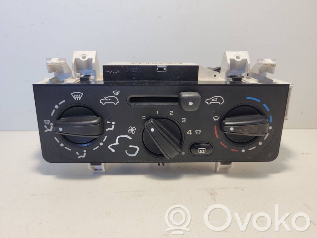 Citroen C3 Climate control unit 