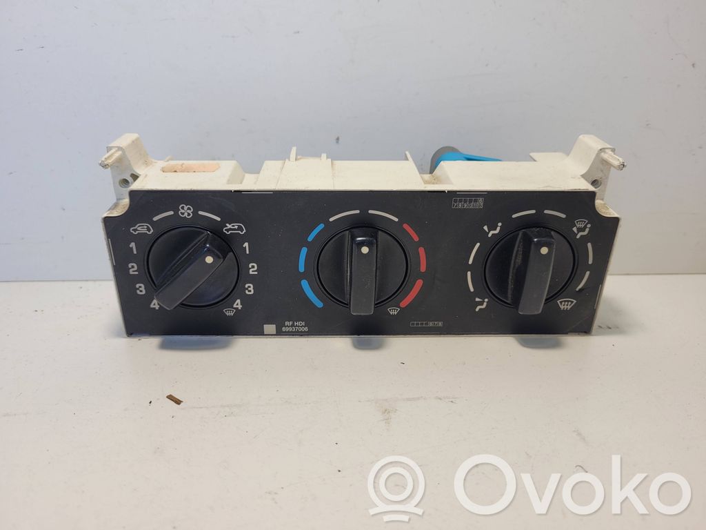 Peugeot Partner Climate control unit 