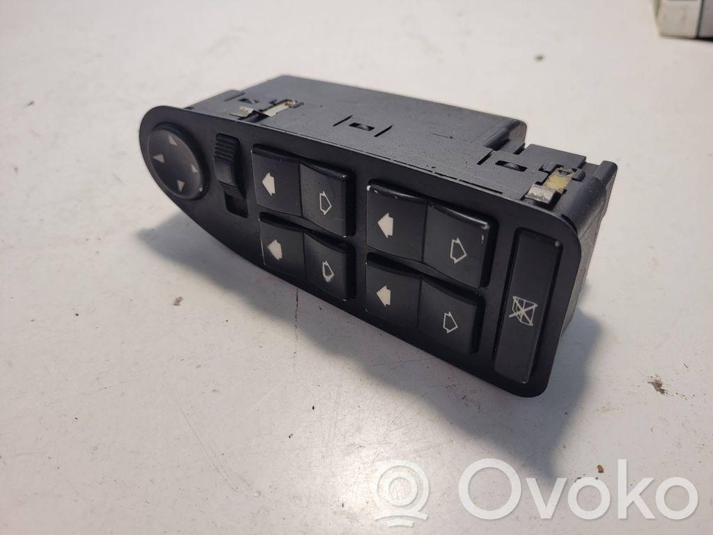 BMW 7 E38 Electric window control switch 