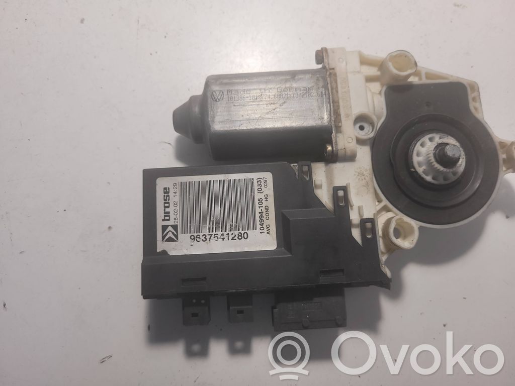 Citroen C5 Front door window regulator motor 