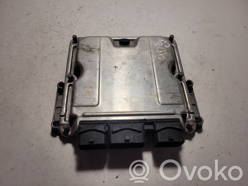 Peugeot 406 Engine control unit/module 