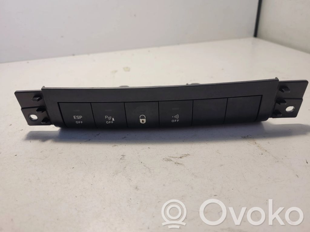 Peugeot 207 A set of switches 