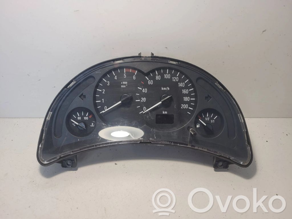 Opel Corsa C Speedometer (instrument cluster) 
