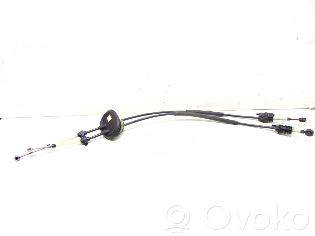 Gear shift cable linkage