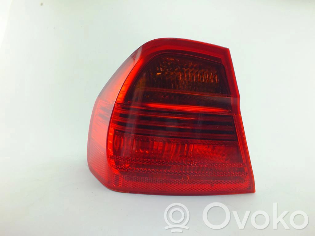Rear/tail lights