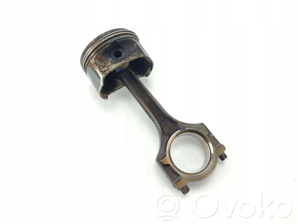 Piston   449269