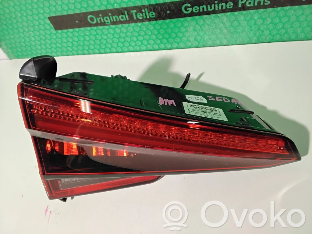 Audi A4 S4 B9 Lampy tylnej klapy bagażnika 