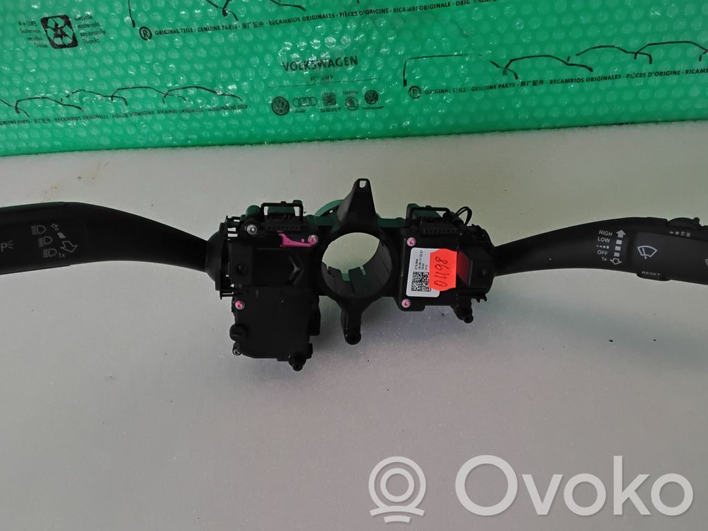 Audi A5 8T 8F Pyyhkimen/suuntavilkun vipukytkin 