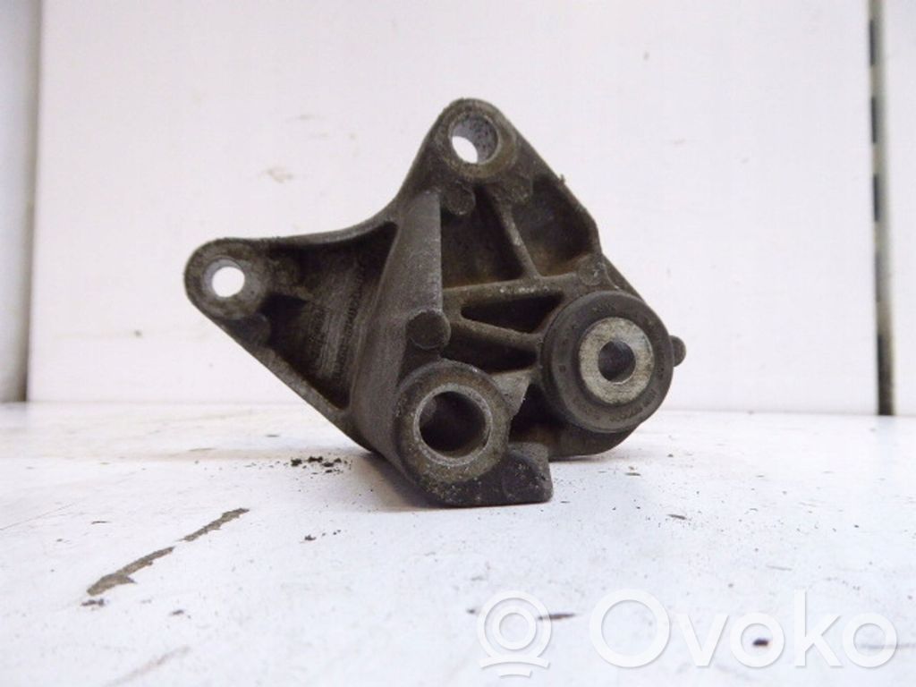 Ford Focus Pārnesumkārbas stiprinājuma kronšteins 
