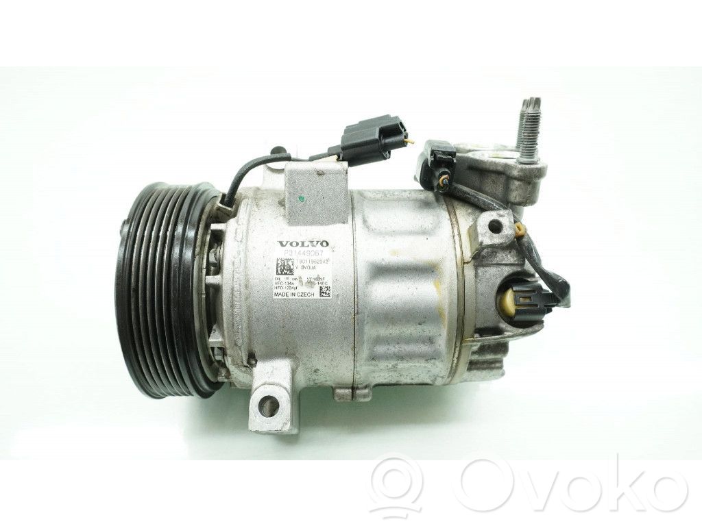 Volvo V60 Air conditioning (A/C) compressor (pump) 
