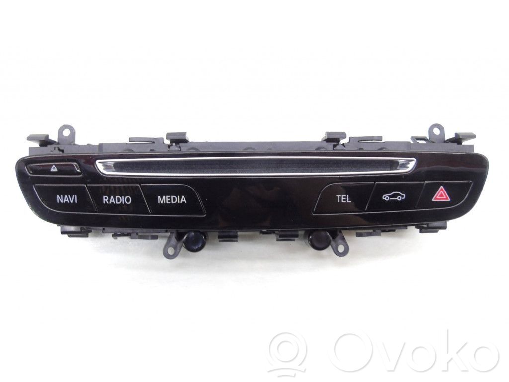 Mercedes-Benz C W205 Unidad central de control multimedia 