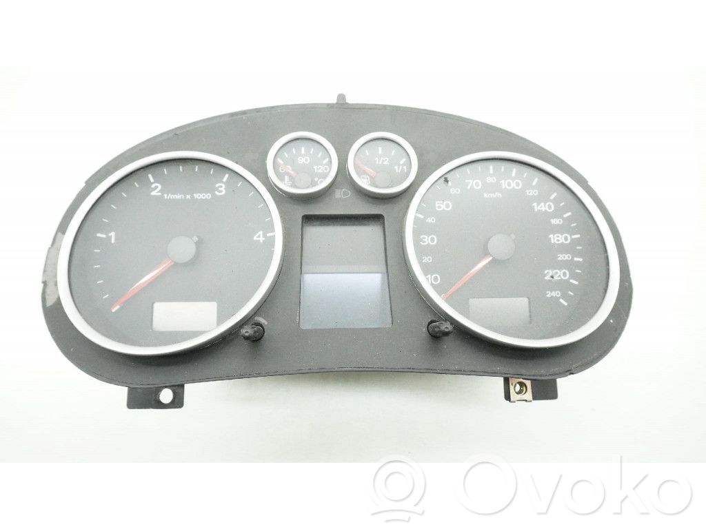 Audi A2 Speedometer (instrument cluster) 