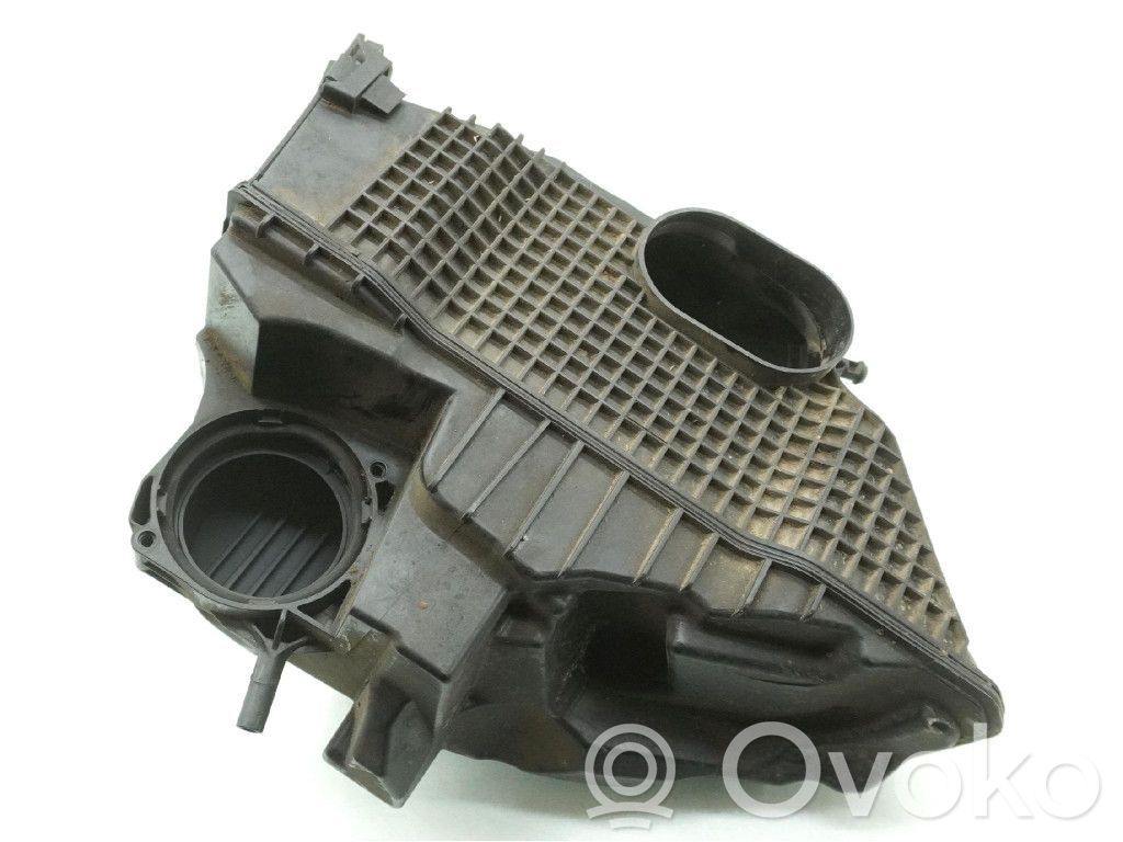 Dacia Duster II Air filter box 