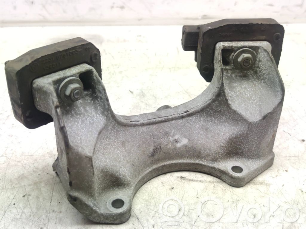 BMW 5 E60 E61 Gearbox mounting bracket 