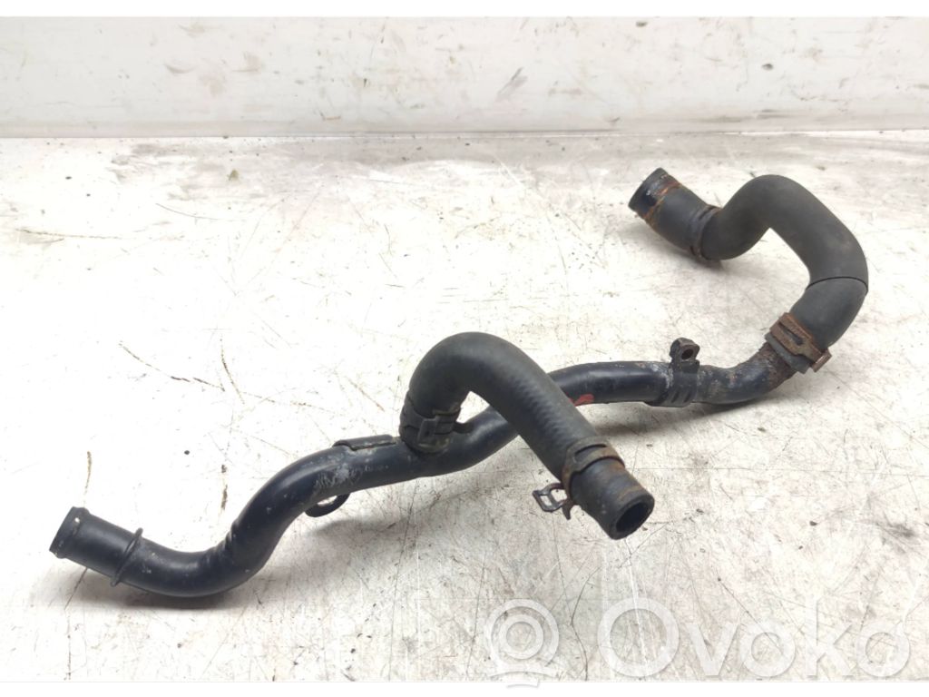 Volkswagen PASSAT CC Tubo flessibile del liquido di raffreddamento del motore 