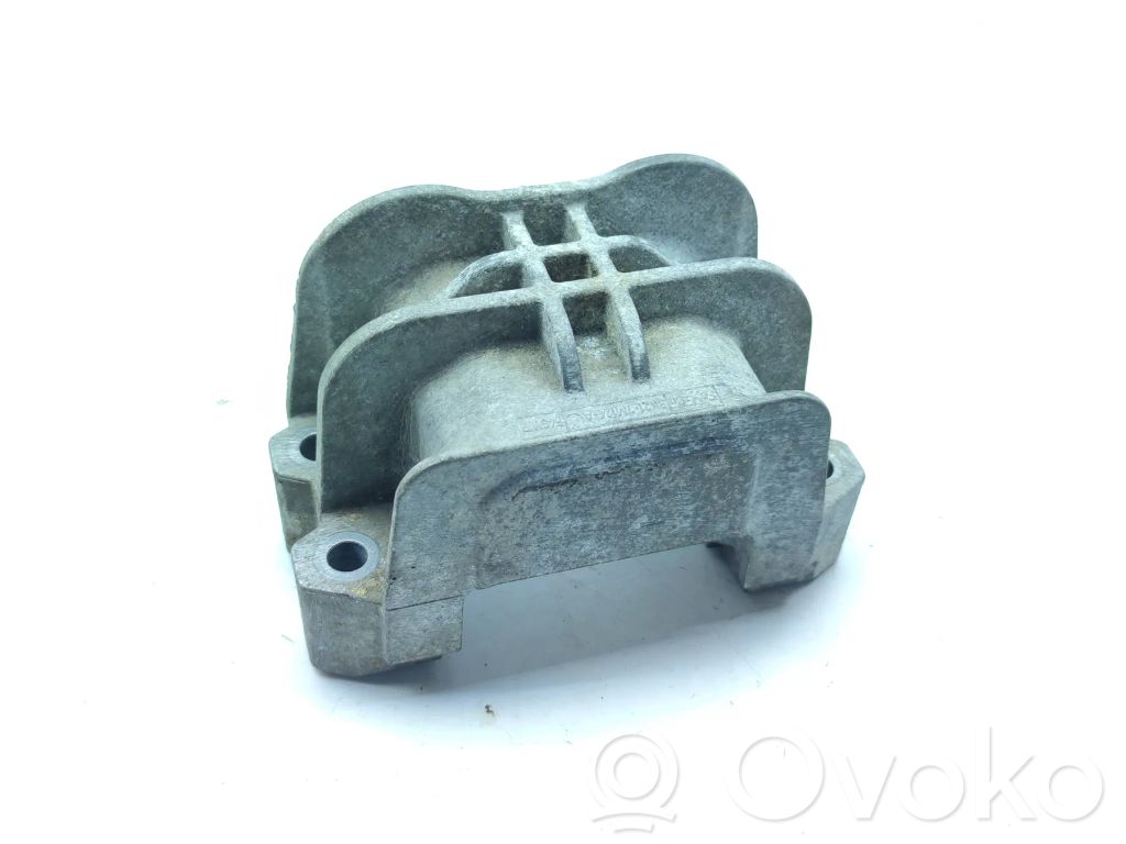 Ford Transit Custom Engine mount bracket 