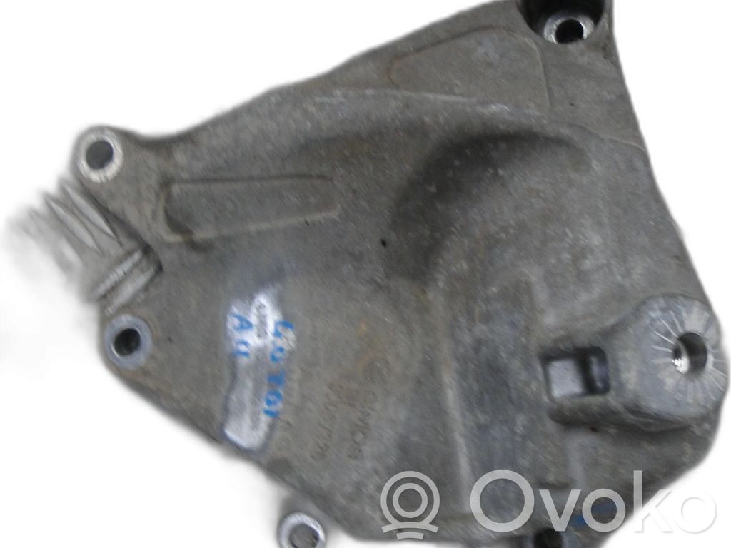 Engine mount bracket   4M0199308BE,4M0199308BE,4M0199308BE