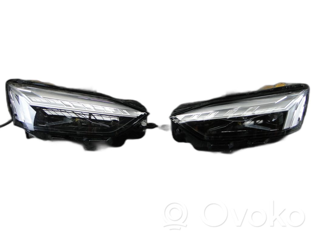 Audi A5 Headlight/headlamp 