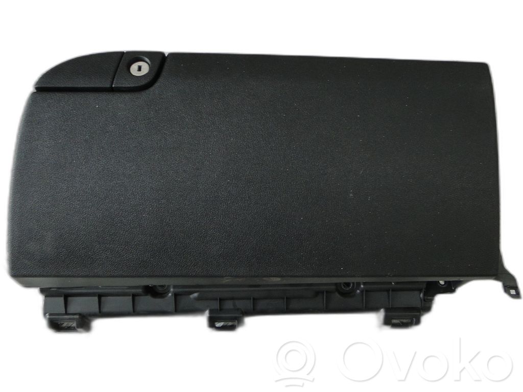KIA Sorento Otros elementos de la consola central (túnel) 