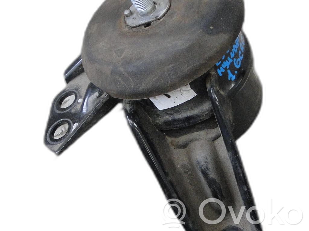Hyundai Tucson TL Engine mount vacuum valve 