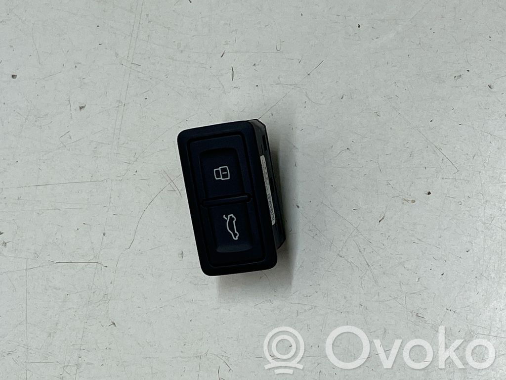 Audi Q8 Tailgate opening switch 