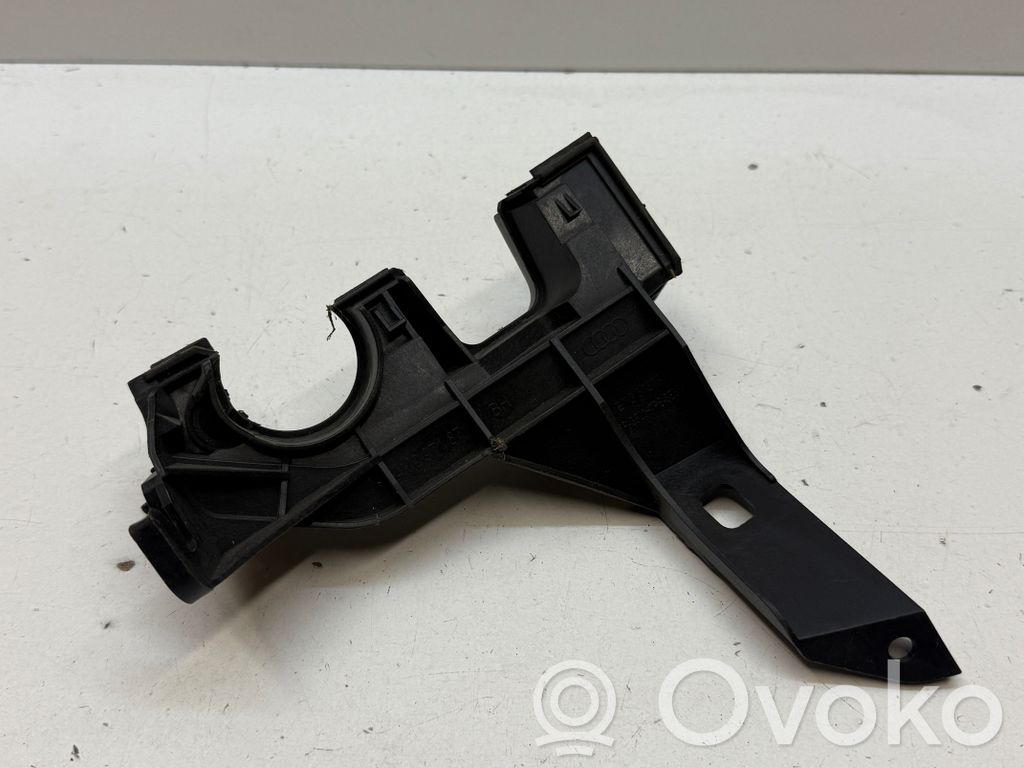 Other engine bay part   4M0971871