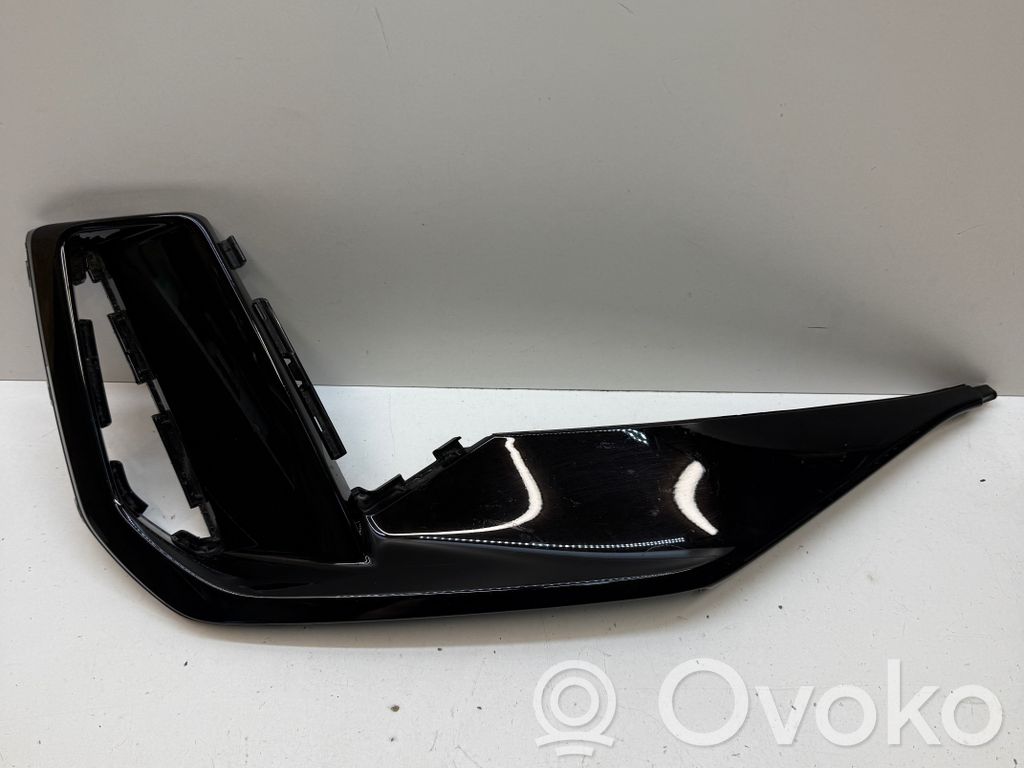 Audi Q6 e-tron Front bumper lower grill 