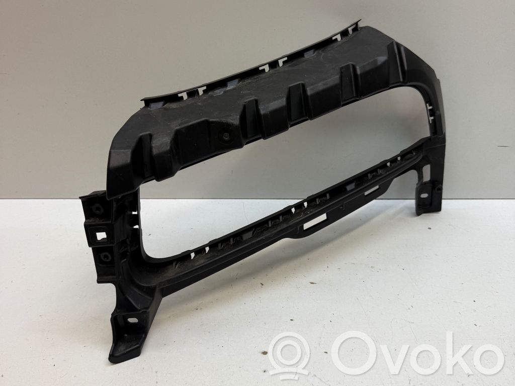 Audi Q6 e-tron Front bumper lower grill 