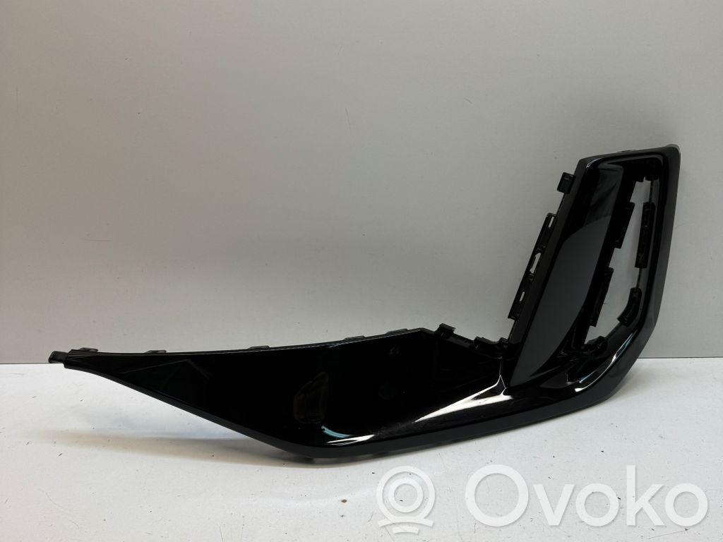 Audi Q6 e-tron Front bumper lower grill 
