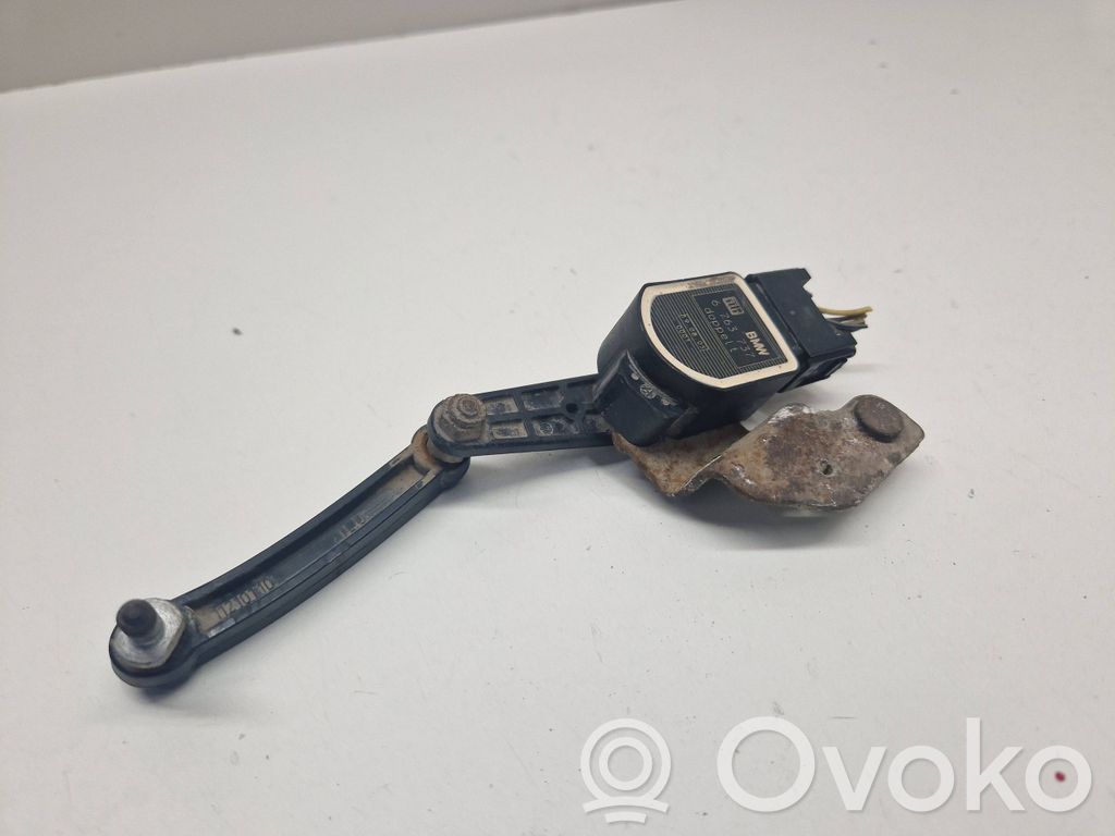 BMW 5 E60 E61 Rear air suspension level height sensor 