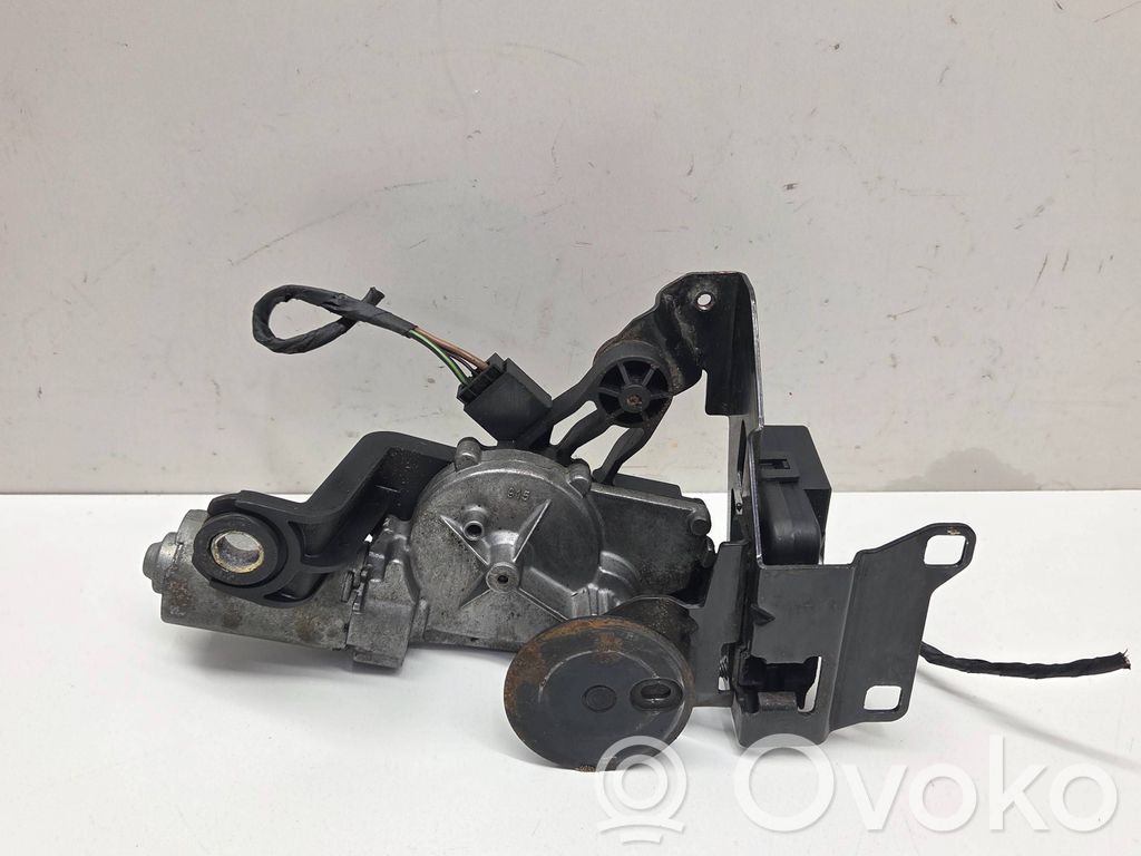 BMW 5 E60 E61 Rear window wiper motor 