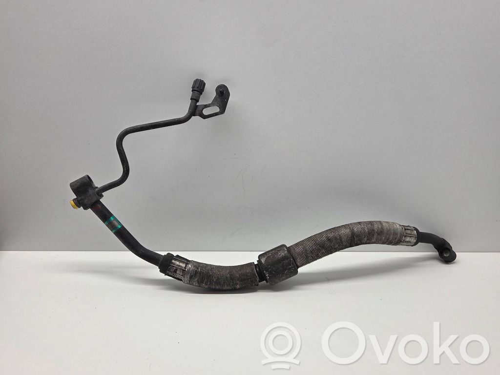 BMW 3 E46 Ilmastointilaitteen putki (A/C) 