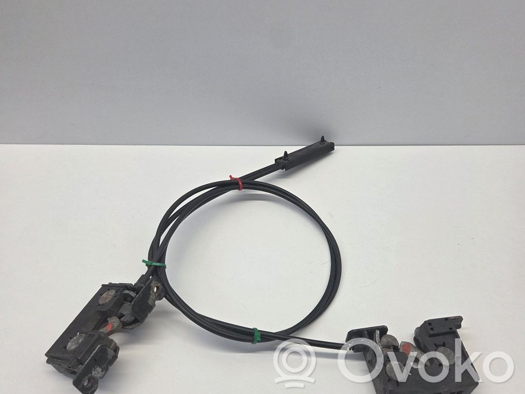 Engine bonnet/hood lock/catch   7115228,7008755