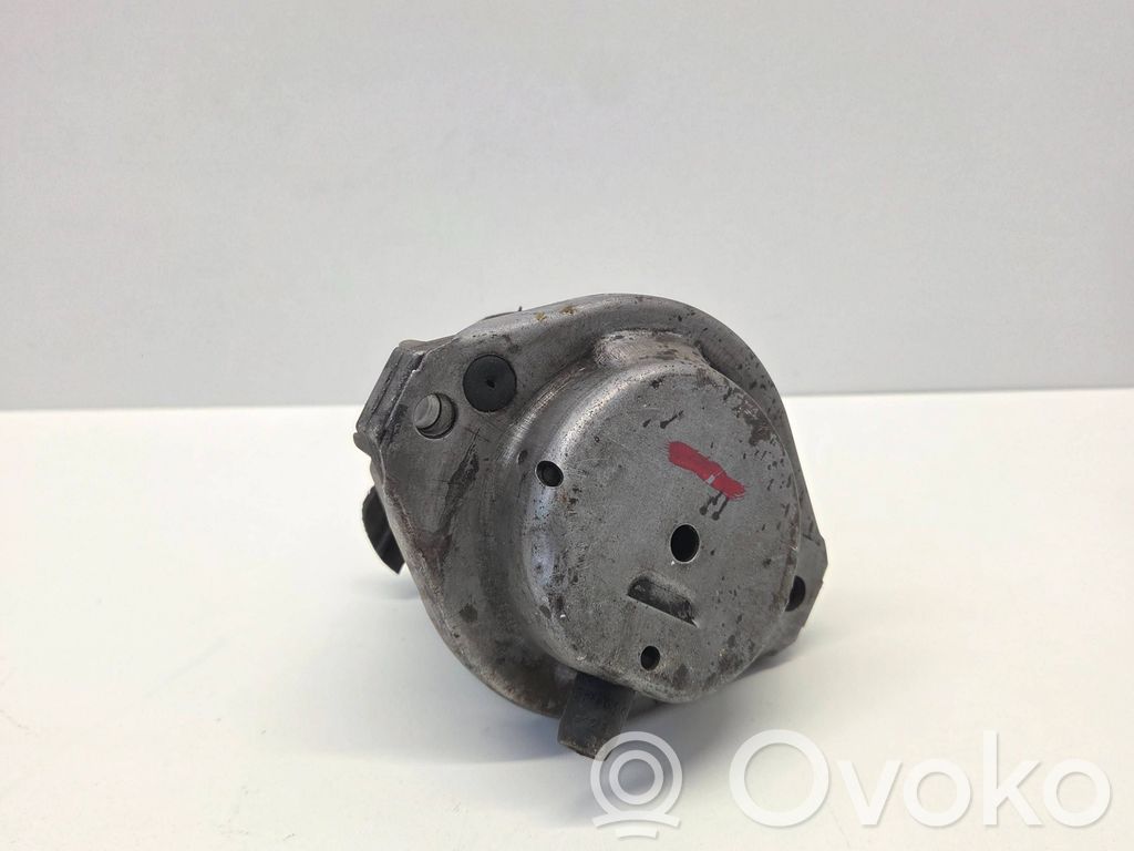 BMW 5 E60 E61 Dzinēja spilvens 