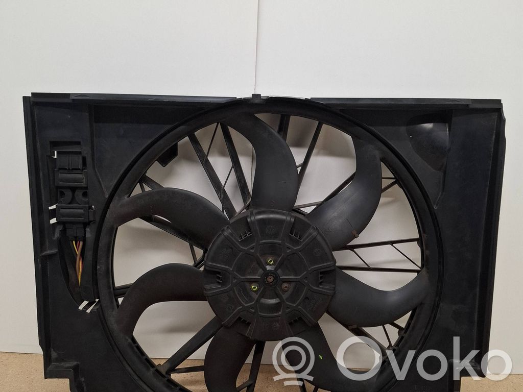 BMW 5 E60 E61 Elektrisks radiatoru ventilators 