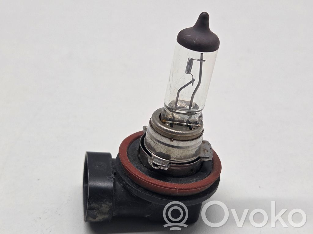 BMW 5 E60 E61 Fog light bulb 