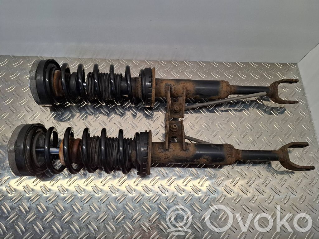 BMW 5 F10 F11 Amortyzator osi przedniej ze sprężyną 