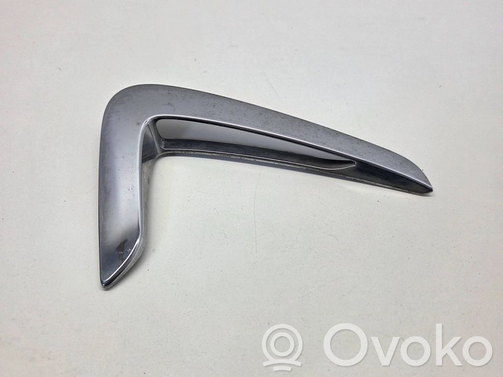 BMW 4 F32 F33 Apdaila sparno (moldingas) 