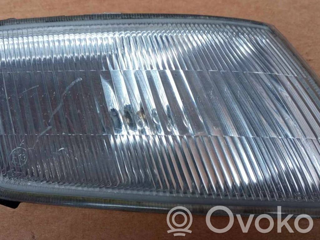 Front indicator light   RH183142B,69798,12VW5WA