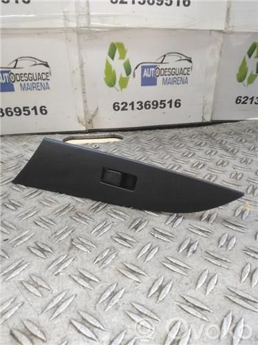 Mazda 3 I Electric window control switch 