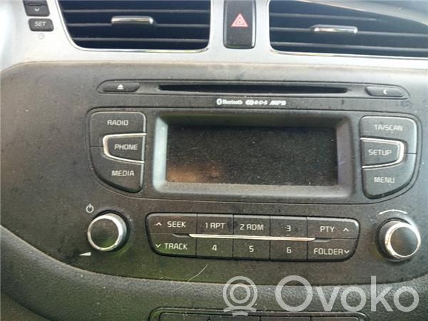 KIA Pro Cee'd II Radio / CD/DVD atskaņotājs / navigācija 