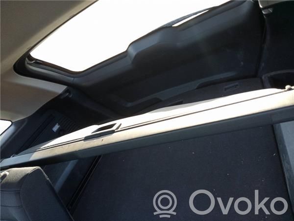 Opel Antara Roleta bagażnika 